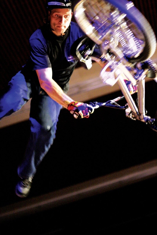 iwt06.jpg